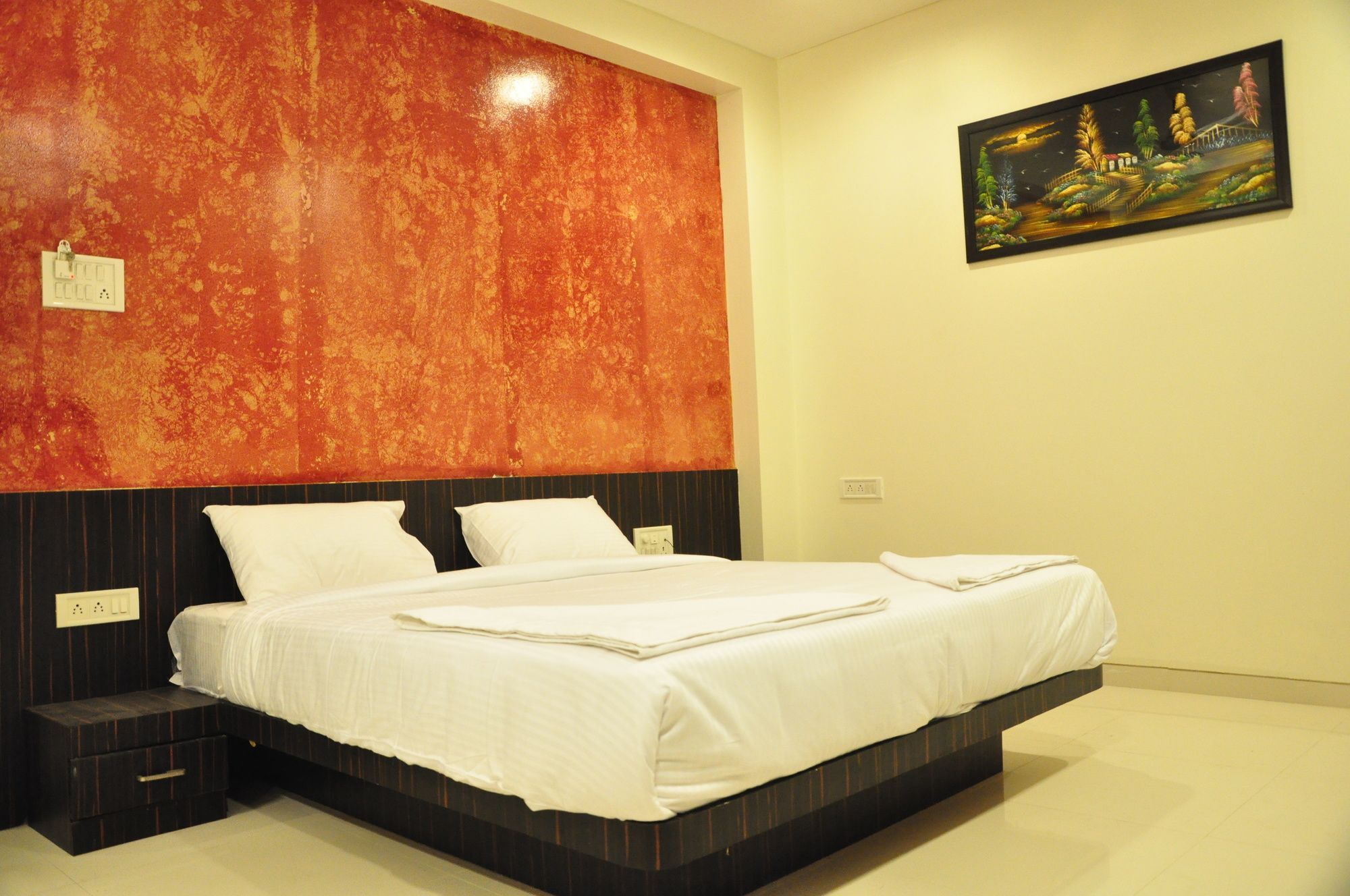 Hotel Avon International Aurangabad  Exteriör bild